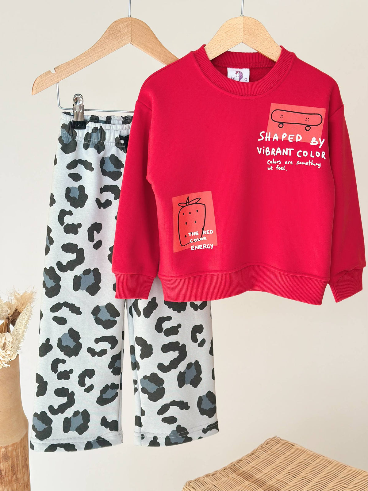 Red Energy Leopard Set – Katoen
